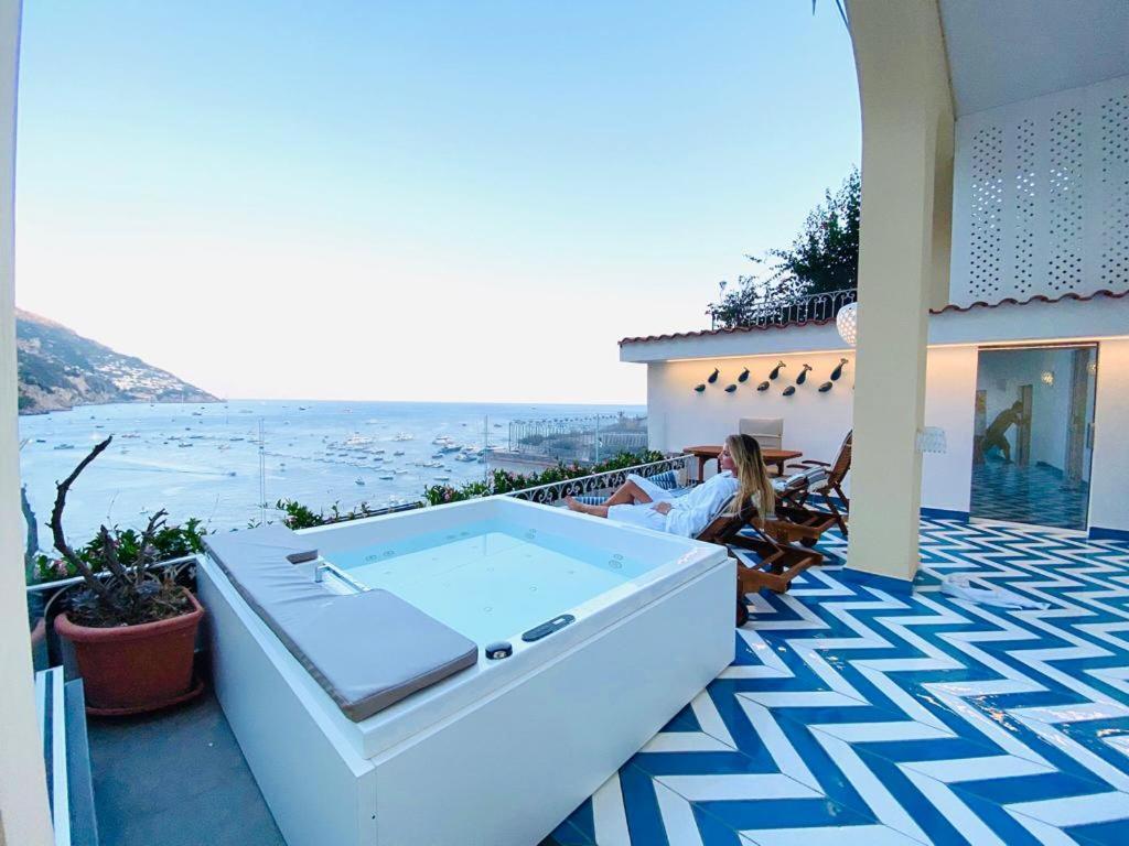 Villa Diamond Luxury Suite Positano Bagian luar foto
